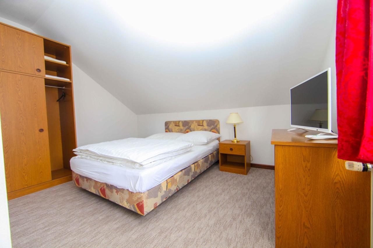 Hard Rock Rooms For Two リヴノ エクステリア 写真